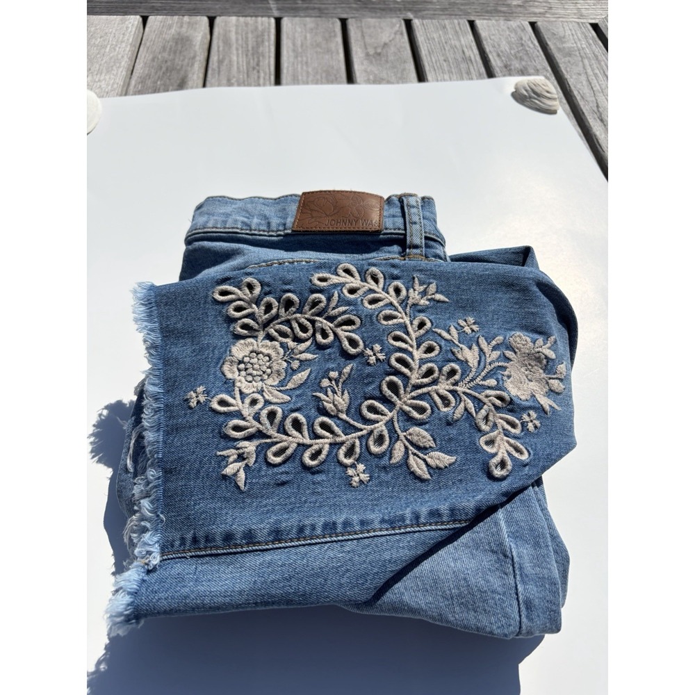 Johnny Was The Cropped Baby Boot Jeans Mid Rise Slim Fit Embroidered Size 28